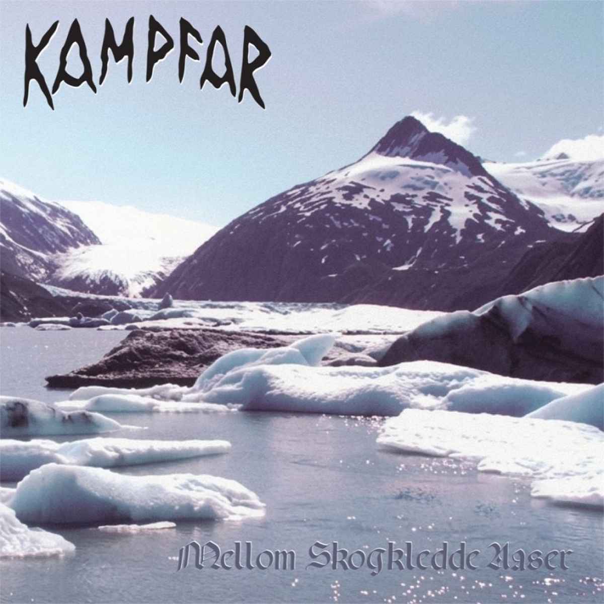 KAMPFAR - Mellom Skogkledde Aaser Re-Release DIGI